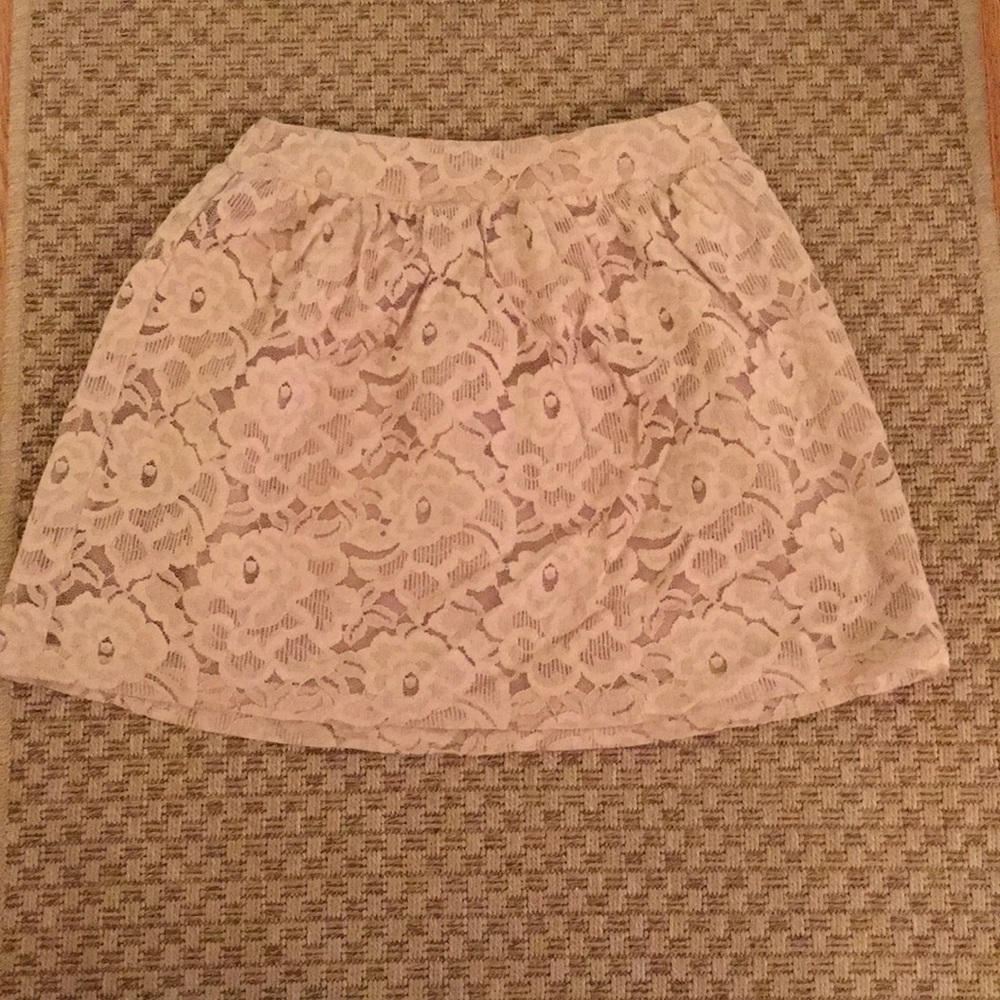 Beige lace skirt